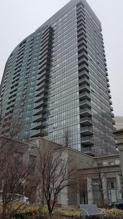 Kashaneh At Meridian Vaughan Exterior photo