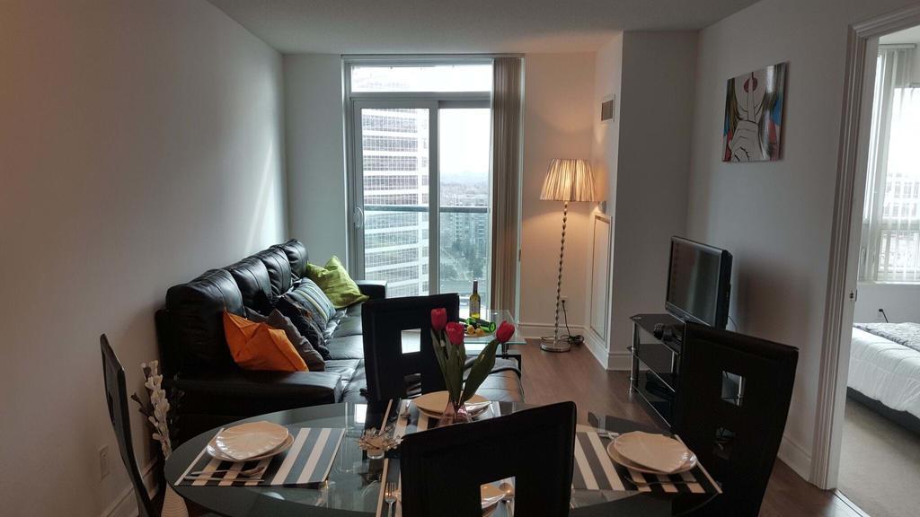 Kashaneh At Meridian Vaughan Exterior photo